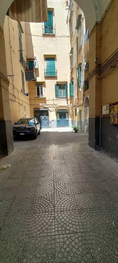 Neapolitan Roo公寓 外观 照片